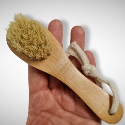 Hemu wood and boar hair FACE brush 
