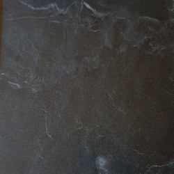 Pulēta talkohlorīta / ziepjakmens flīze 300x300x10mm (gab)