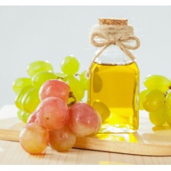 Vīnogu kauliņu bāzes eļļa (Vitis Vinifera) - 100 ml Vīnogu kauliņu bāzes eļļa (Vitis Vinifera) - 100 ml