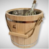 Steamer bucket for sauna whisks with metal inlay without lid 16L Steamer bucket for sauna whisks with metal inlay without lid 16L